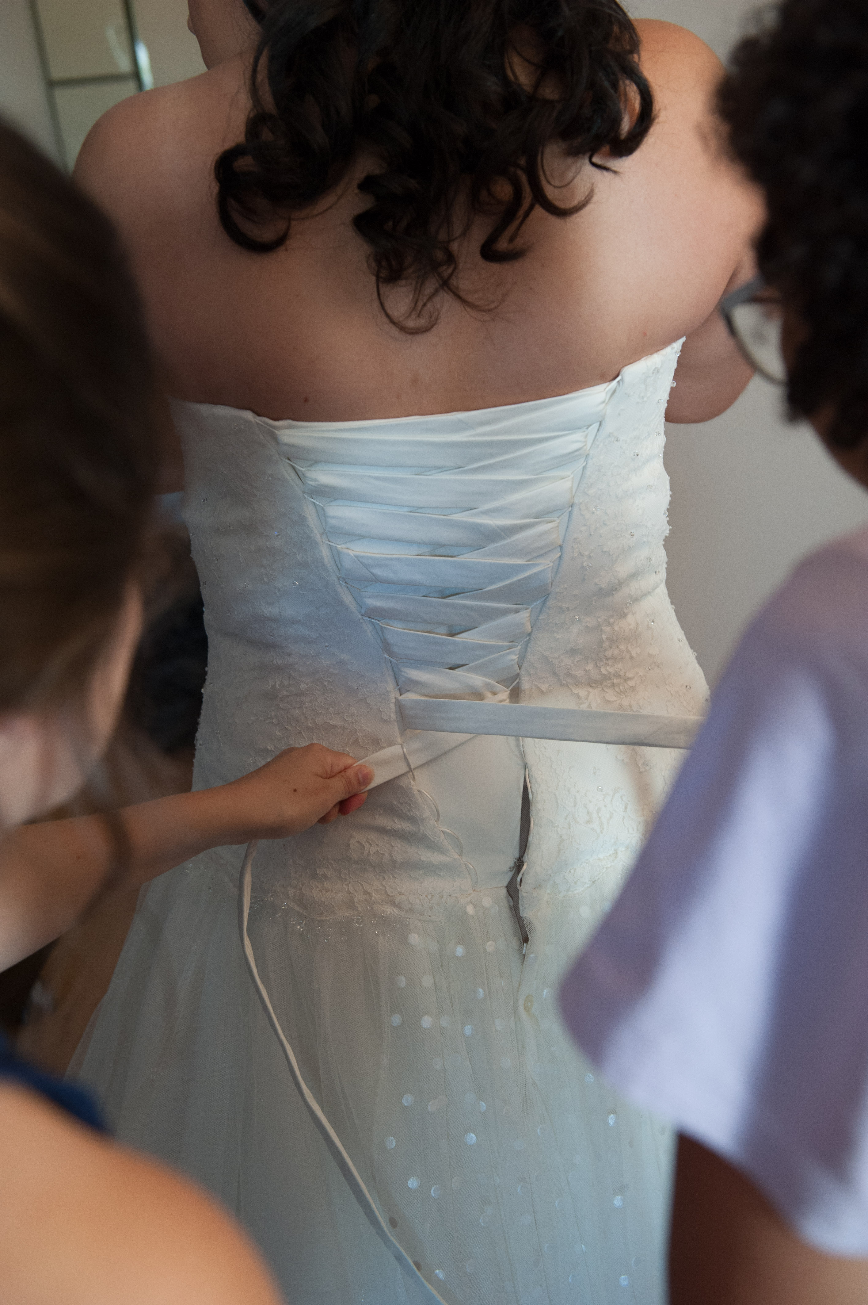 Habillage de la mariée