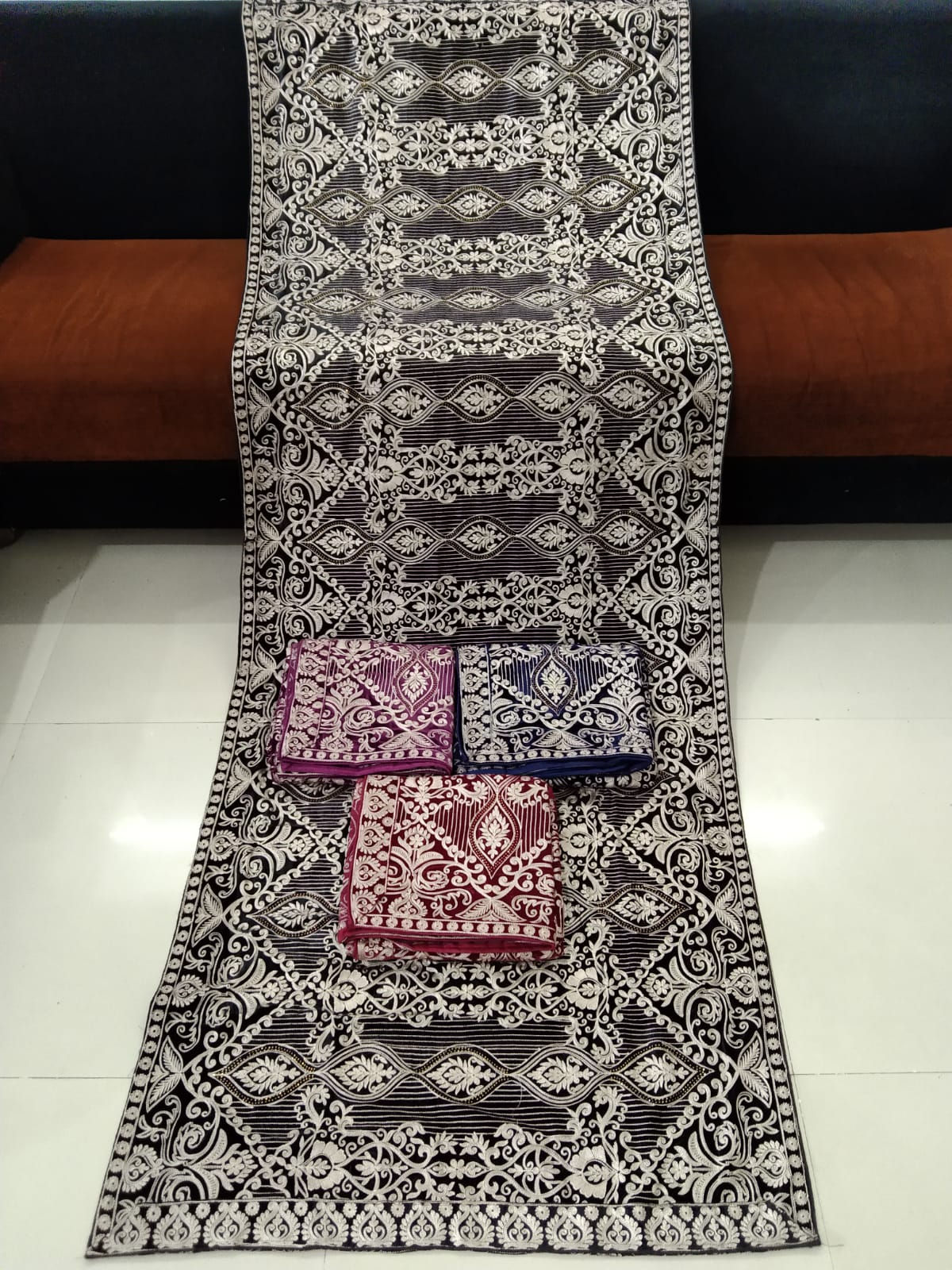 VELVET DUPPAT WITH WORK