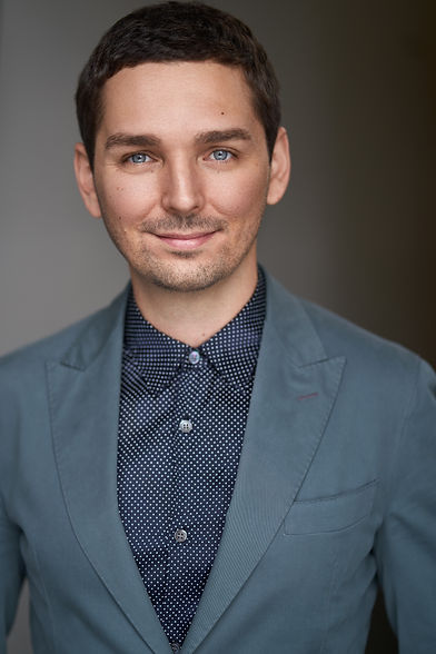 Ilya Kurbanov's headshot