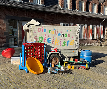 Rollende_Spielekiste.JPG