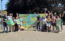 2025_Pressefoto_Happy_Holidays Kopie.jpg