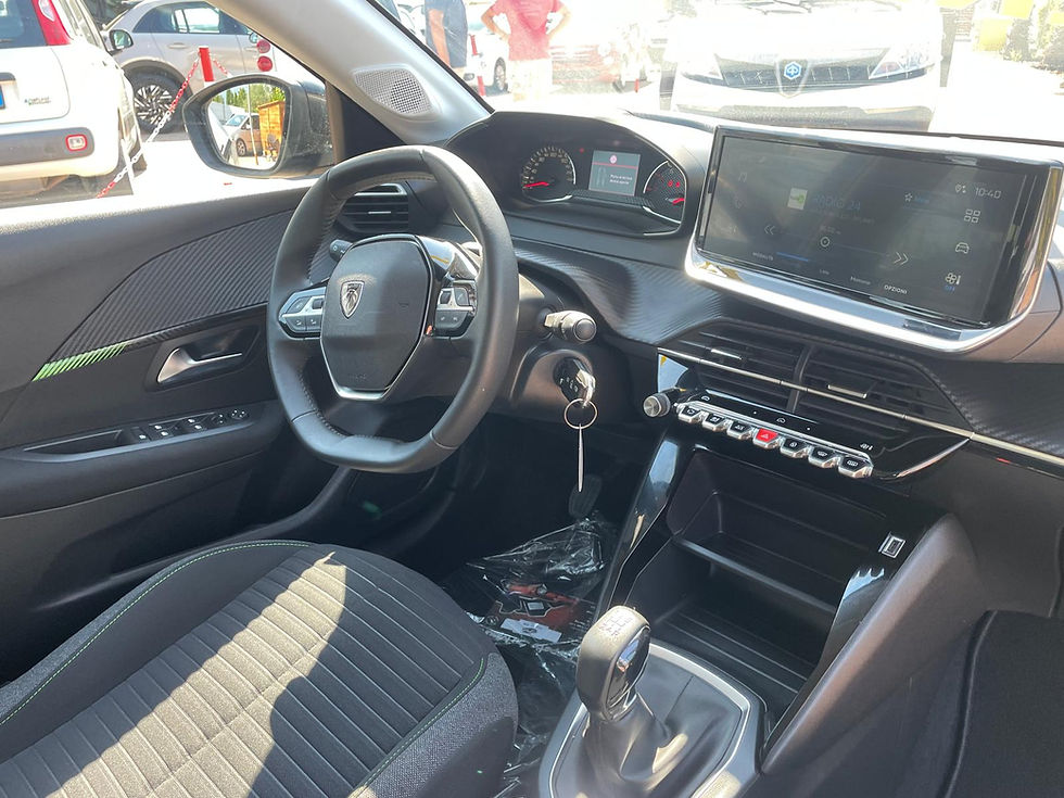 Miniatura: PEUGEOT 208 1.2 100 CV STYLE
