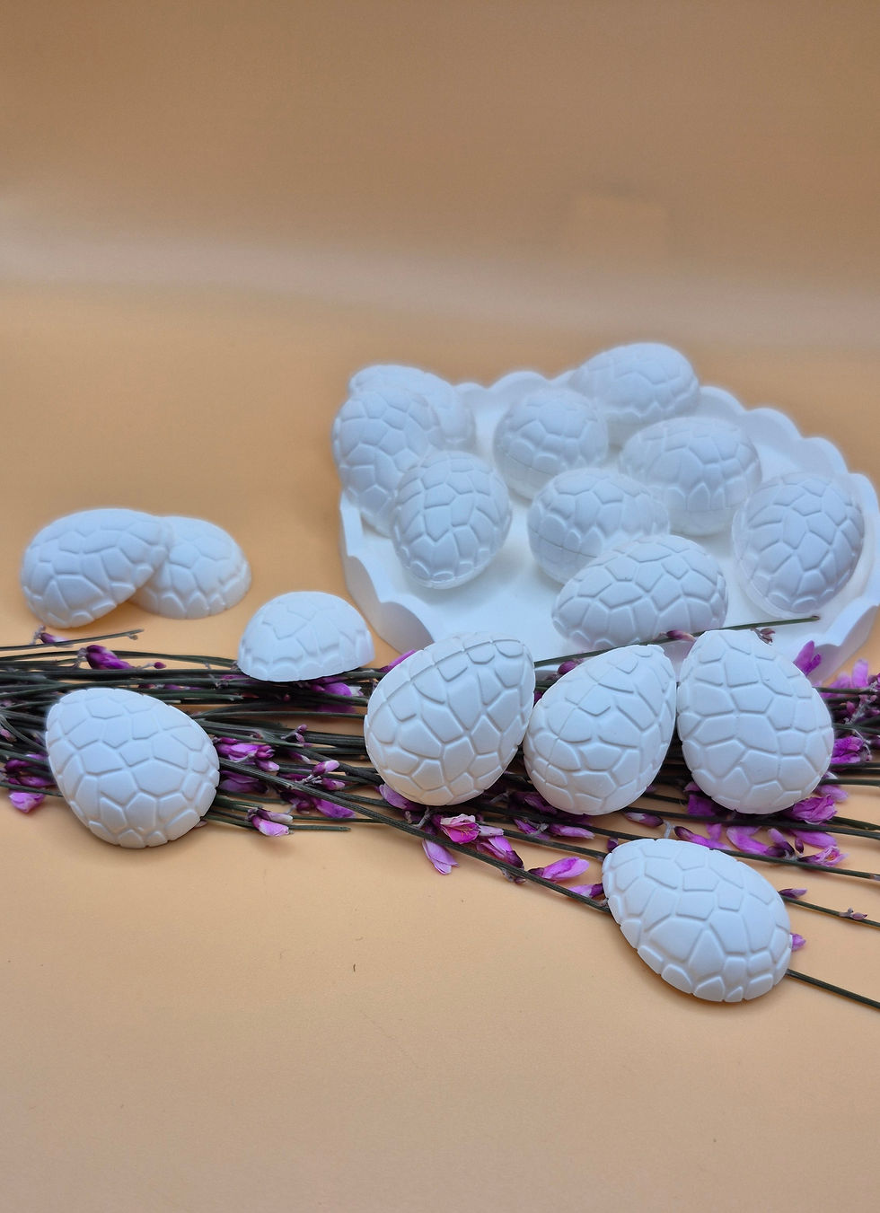 Ostereier aus Gips für Deko