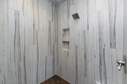 New Homes in Des Moines -Tile Shower
