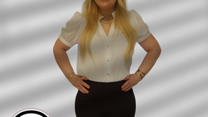 הבעל סיפר שיש לו טיול מהעבודה לחו"להאישה הרגישה שמשהו לא תקין וגילתה שהבעל מבלה עם המאהבת באילת 