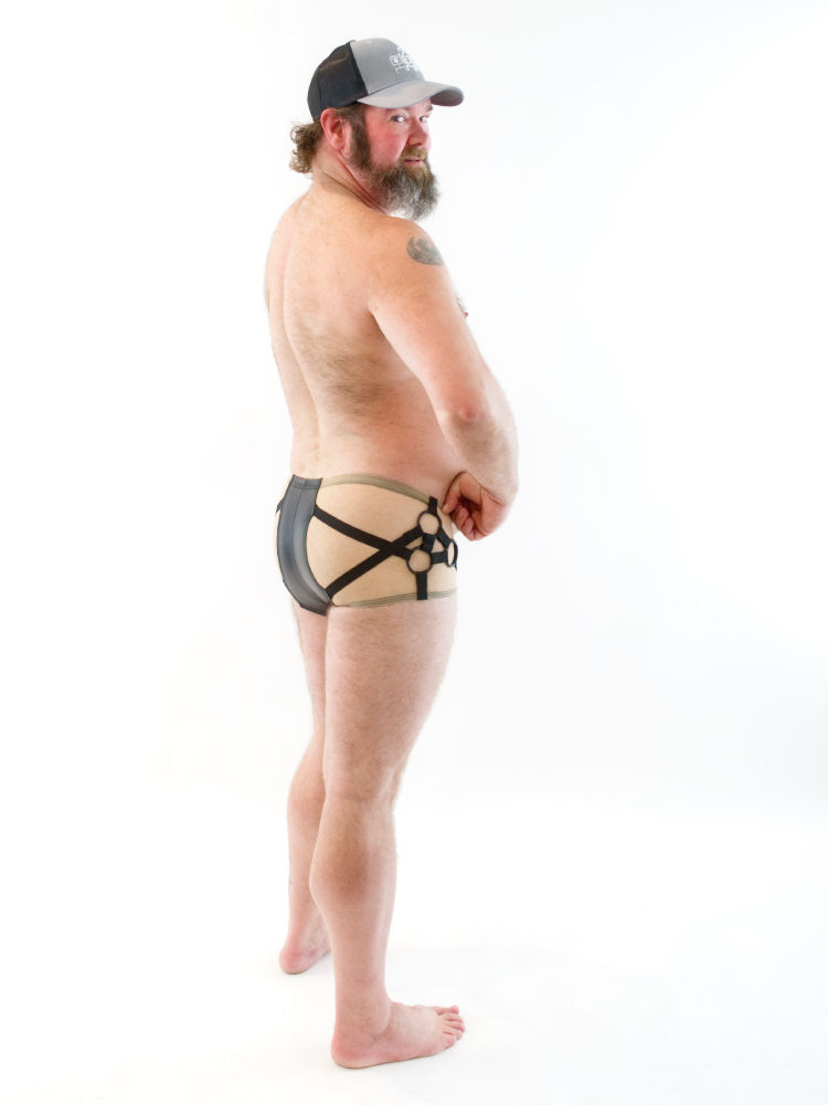 Thumbnail: Dimensional Harness Midcut