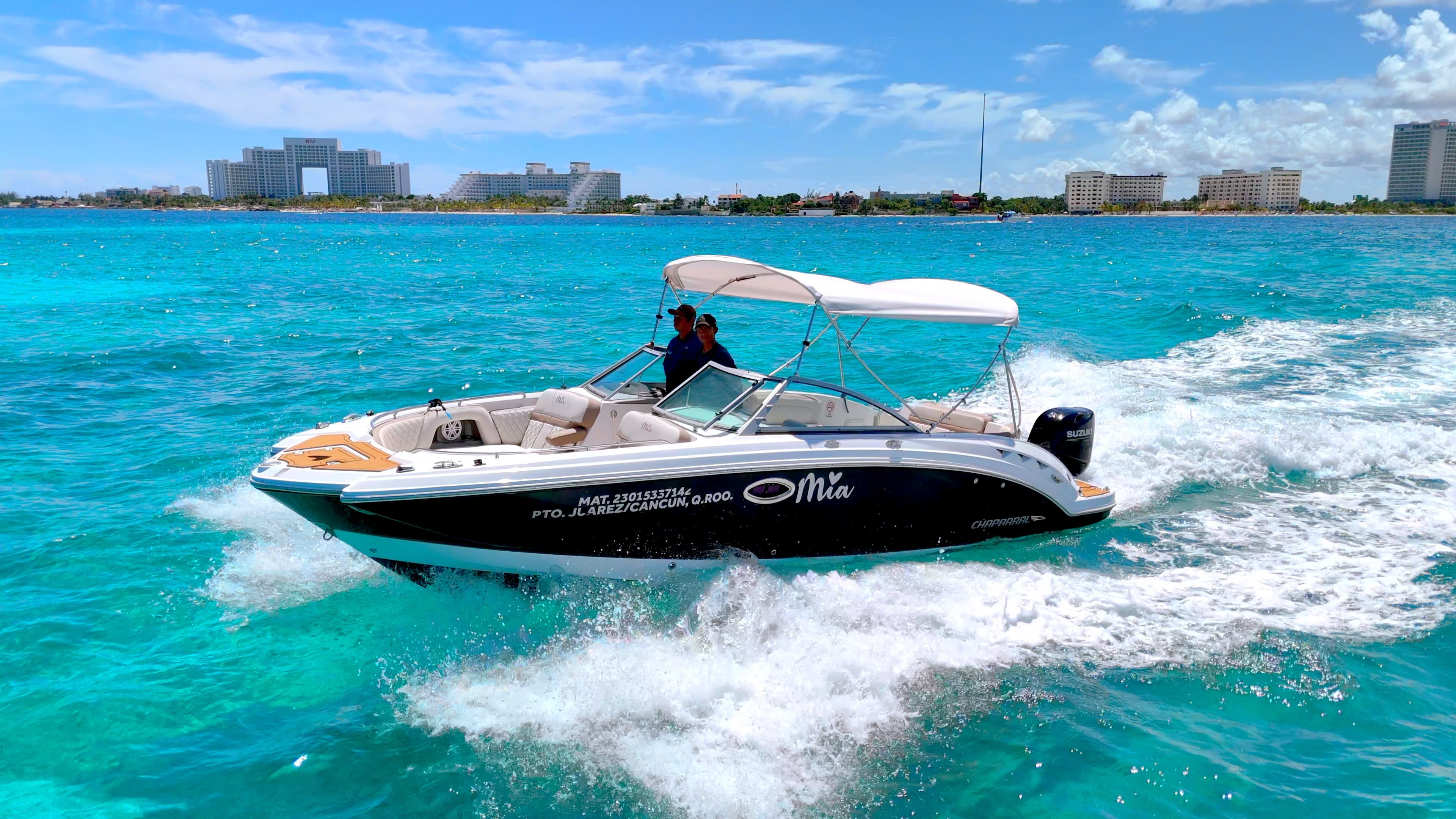 Yate Chaparral 23 ft max. 10 pax