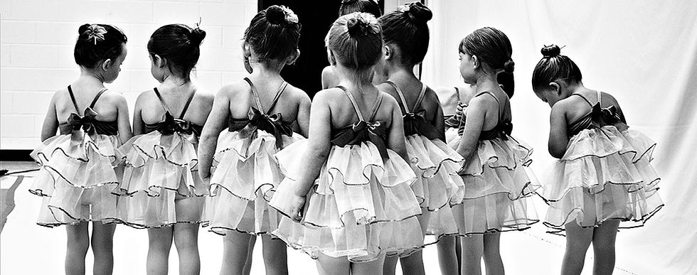 dancers-backs.jpg