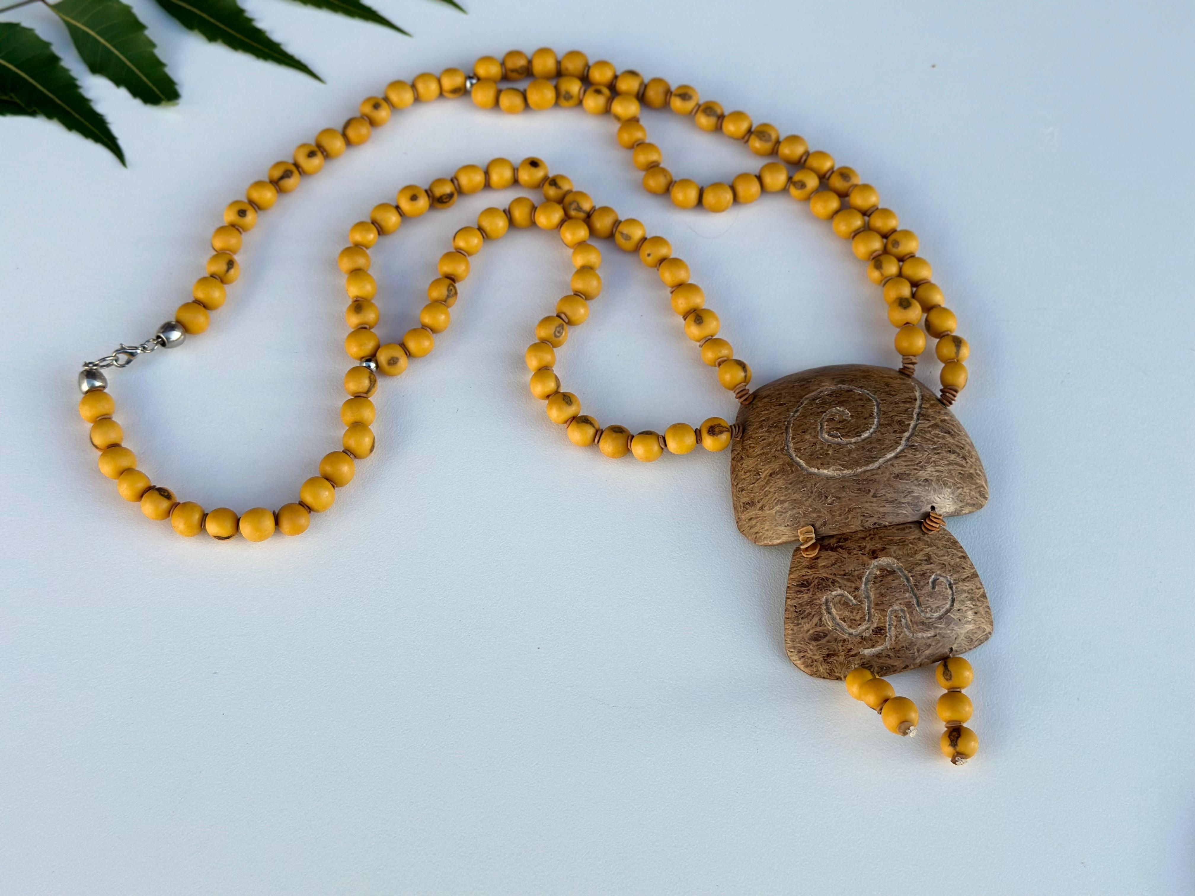 Colar Longo de Açai