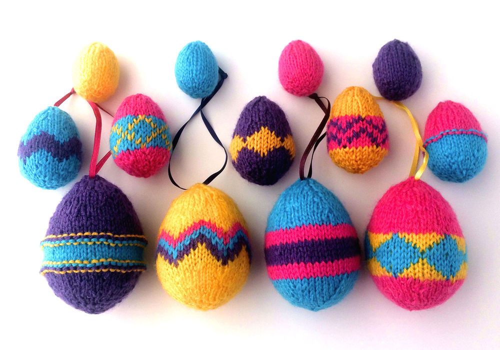 Free knitting pattern Patterned Easter Egg Decorations