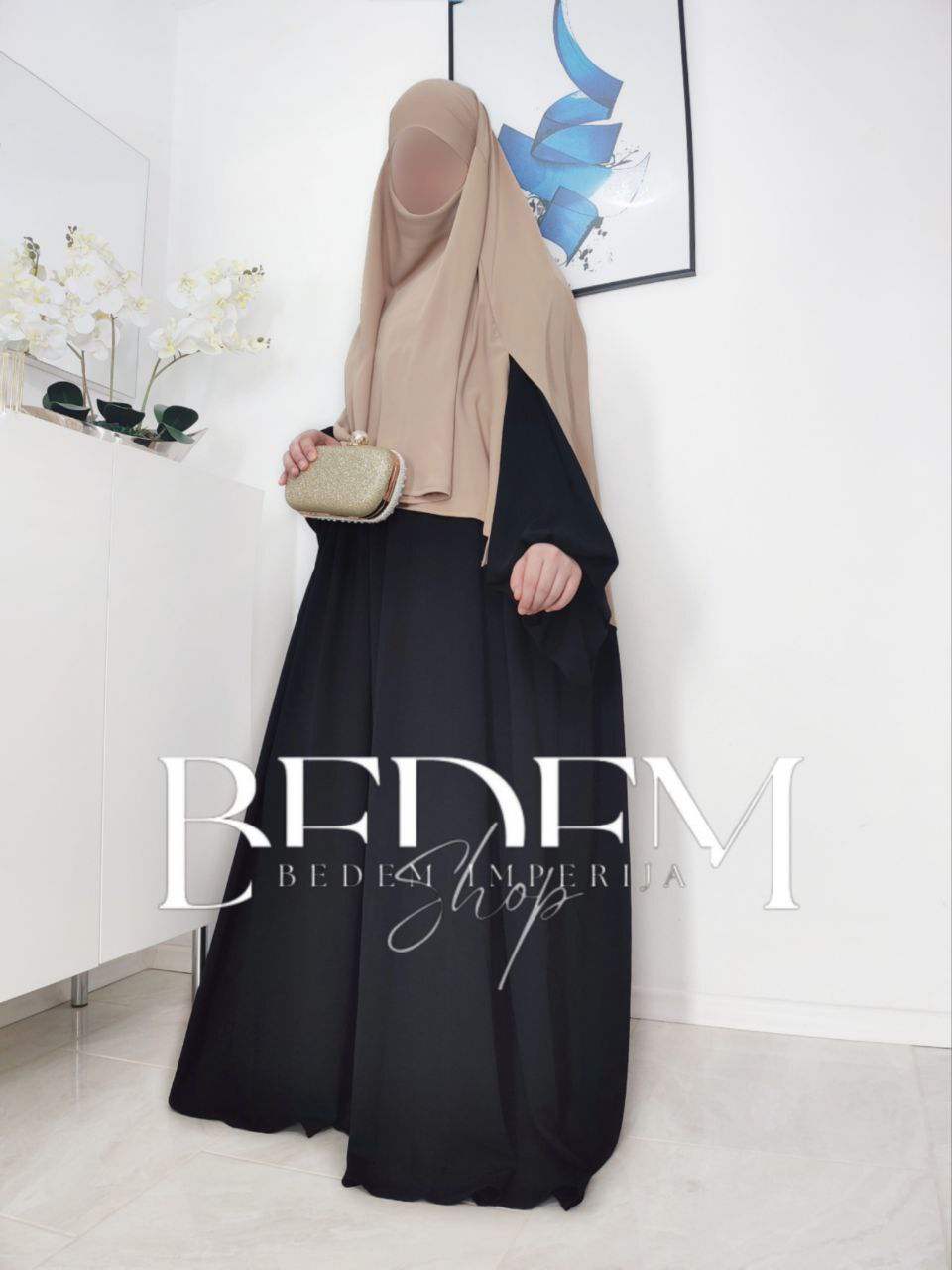 Thumbnail: Khimar okrogli krajši