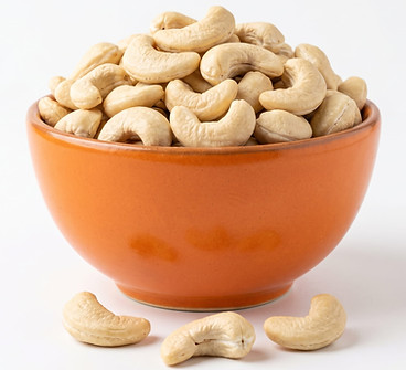 Best quality cashews online Delhi – crunchy kaju by NFP Sampoorna Foods dry fruits supplier India