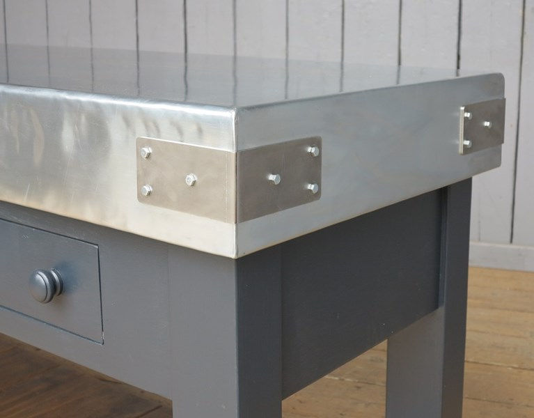 थंबनेल: Natural Zinc Butchers Block With Drawers and Shelf
