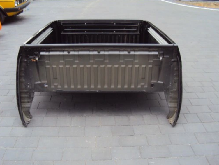 Miniaturbild: Benne Nissan Navara 2015