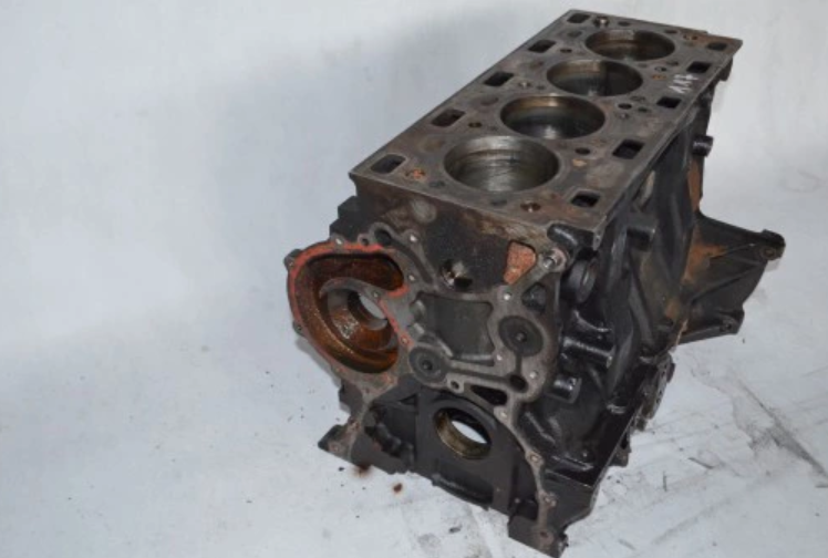 Thumbnail: Bare engine block OPEL Movano A Phase 2 2.5 DTi L2H2 115 cv