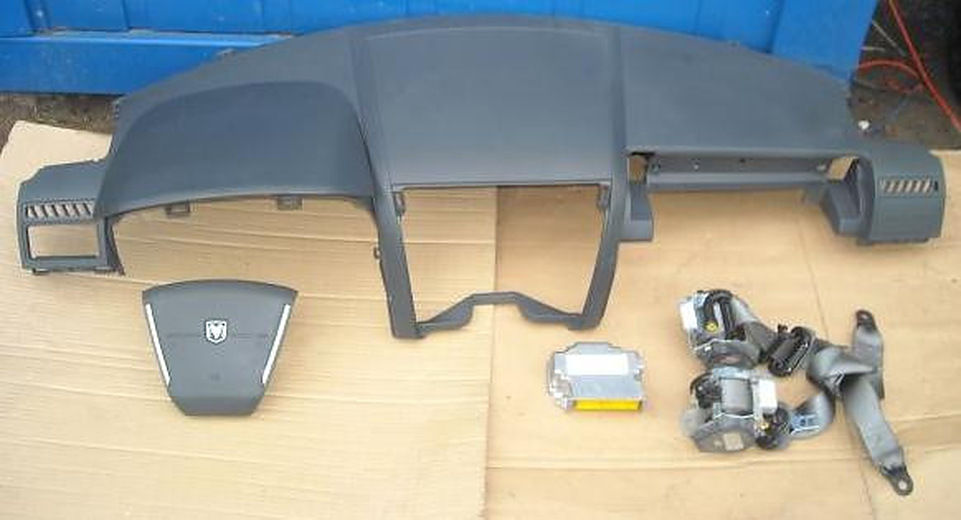 Komplet instrumentbræt DODGE AVENGER