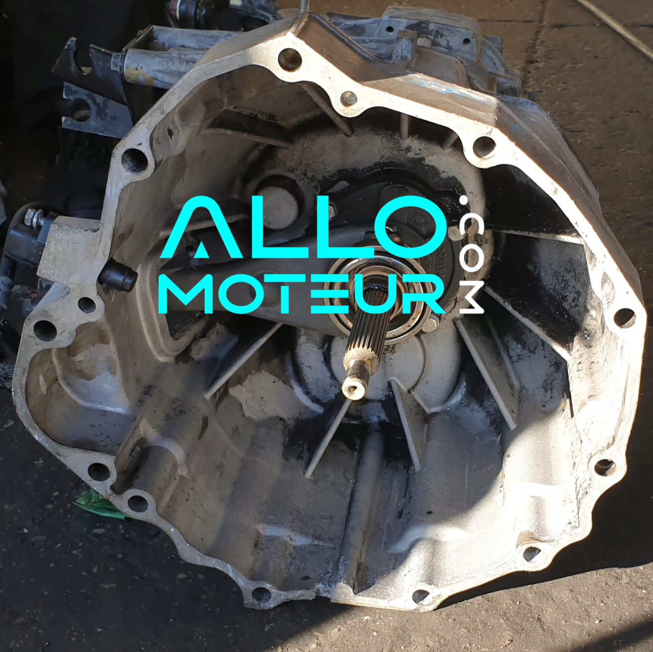 Boite de vitesses manuelle NISSAN CABSTAR 2.5 DCI 32101-MB72B