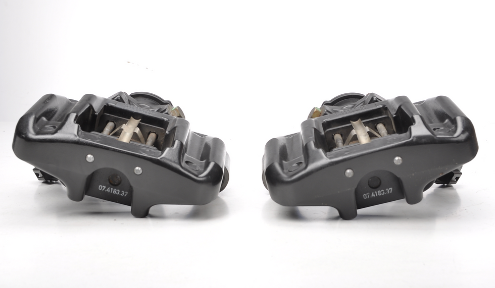 Miniatura: JEU DE PLAQUETTES ETRIERS DISQUES DE FREINS MCLAREN 650S 11C0485CP.BG1