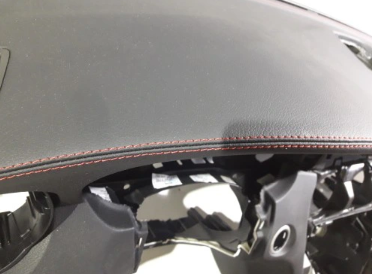 Tableau de bord Mercedes-Benz Classe C (Type W 205)