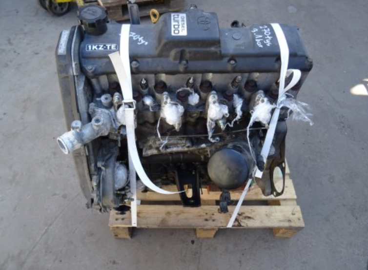 Thumbnail: Bloc moteur complet  LAND CRUISER 90 3.0 1KZ-TE