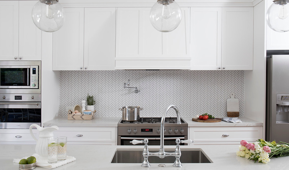 hampton style kitchen