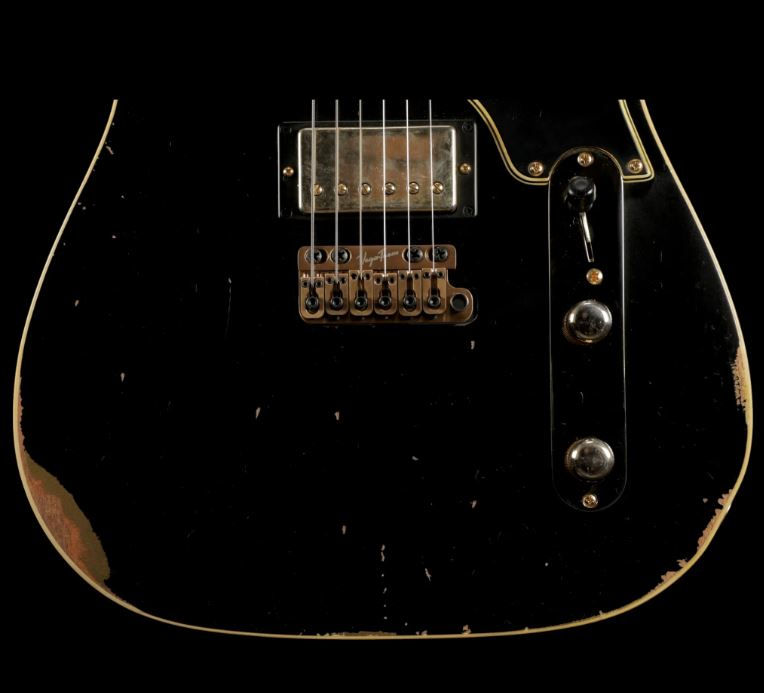 Thumbnail: Shabat LION JD VT - Justin Derrico Signature Model Black & Gold Top