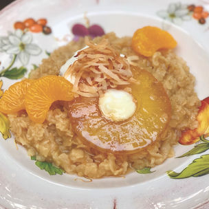 Caramelized Pineapple Oatmeal with Mandarin Oranges