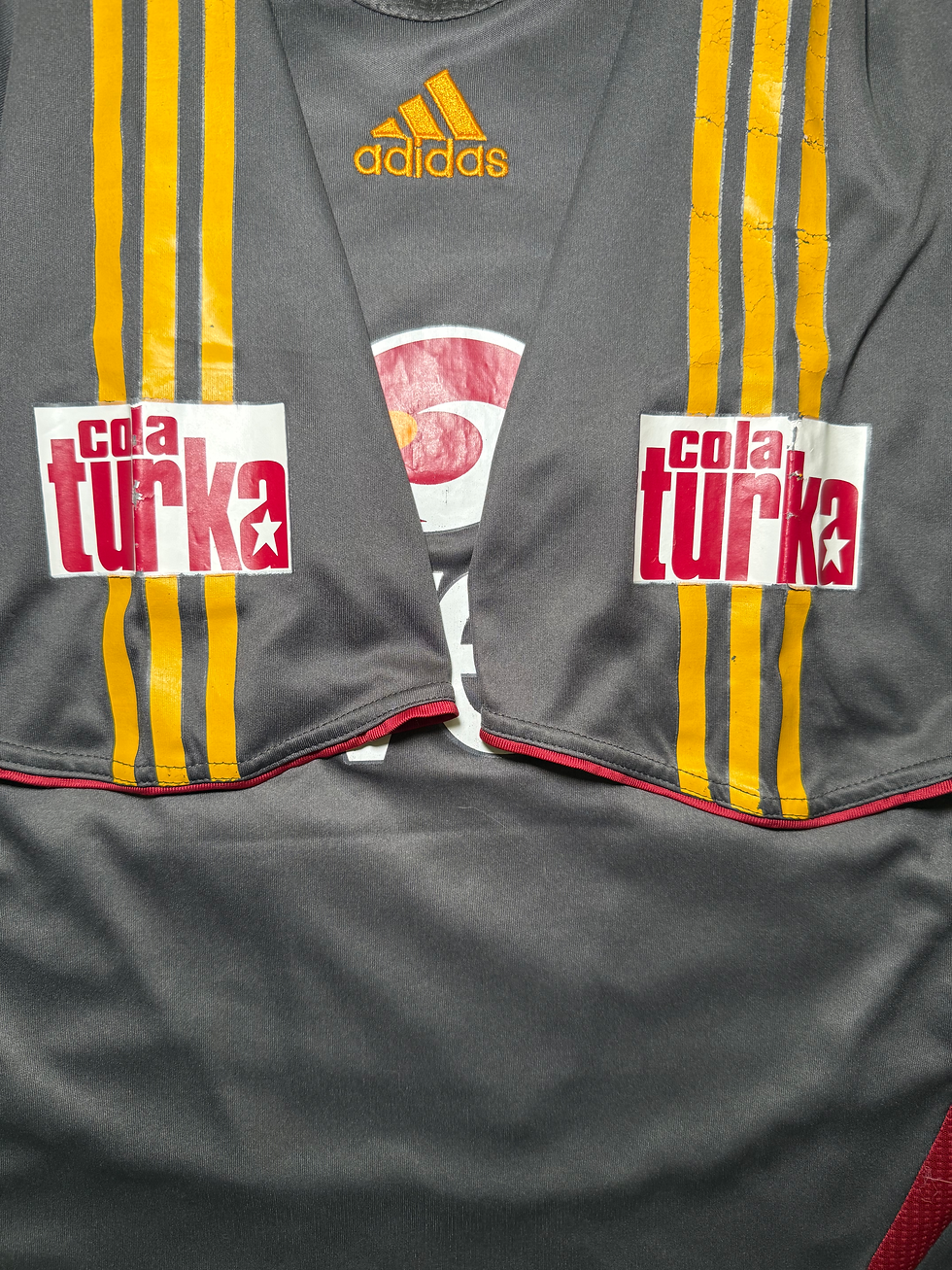 Miniaturbild: 2006-07 Galatasaray Third Trikot L
