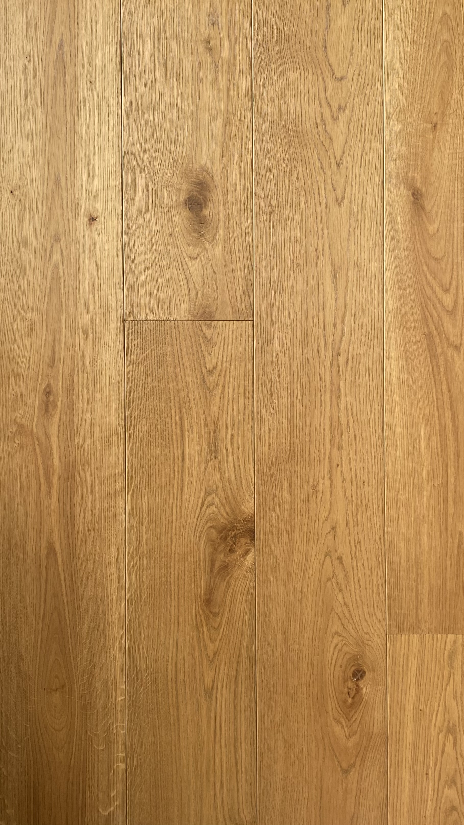 Smoked Oak Brushed
European Oak 
180x21mm
Rustic A+ grade
Product code: WF210
