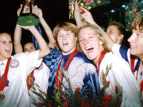 Copa de 1991: primeira competição oficial, Estados Unidos faz história