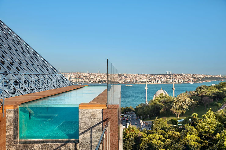 The Roof Bar at the top of Ritz Carlton Istanbul