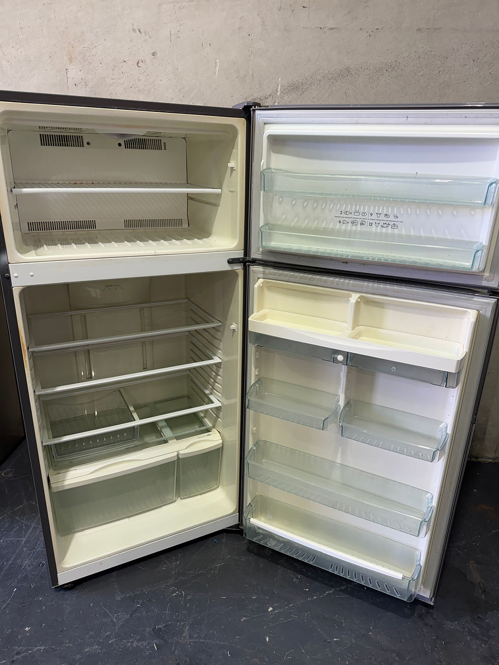 Thumbnail: 520L Westinghouse Top Mount Stainless Steel (F1056)
