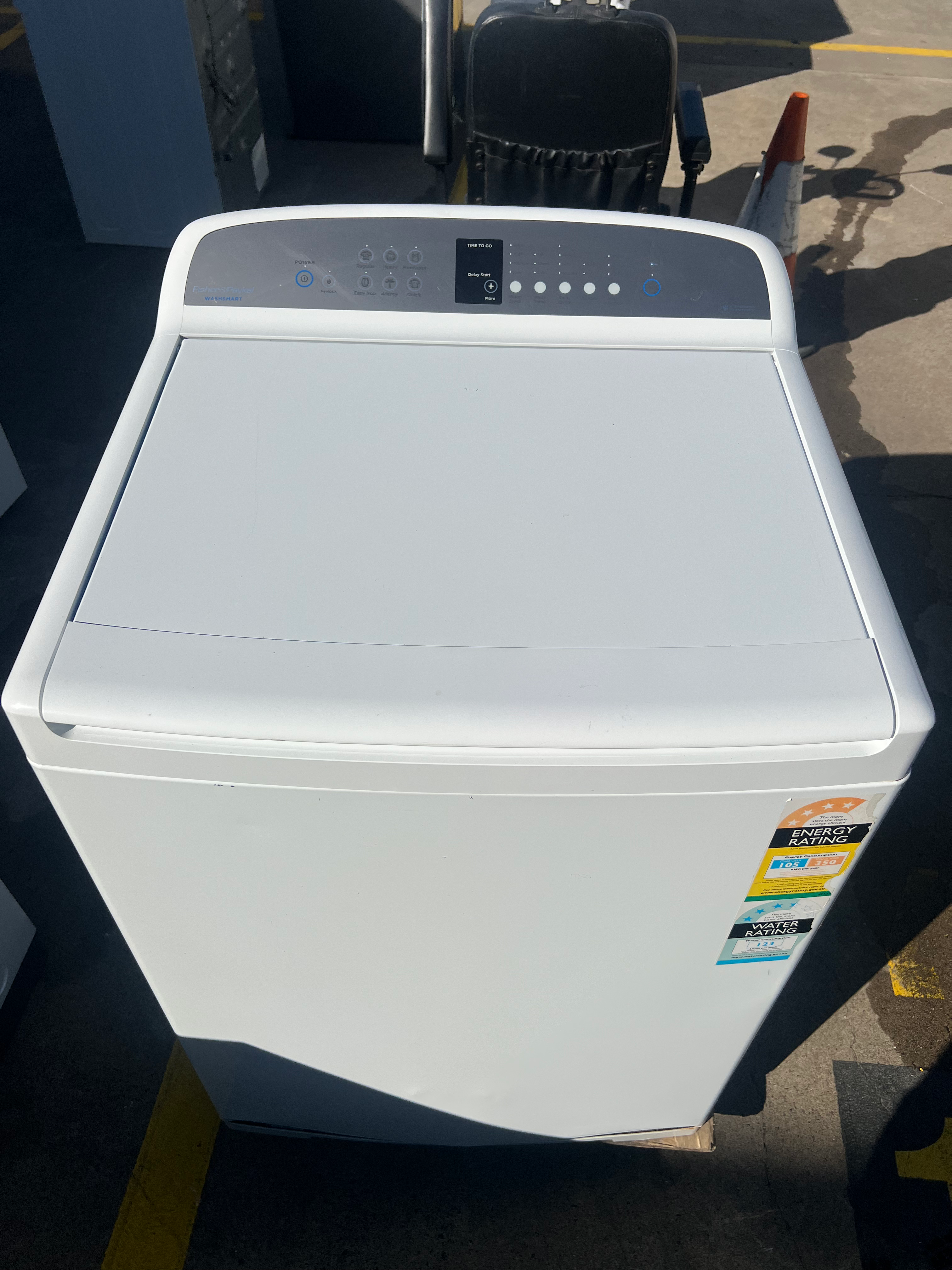 10kg Fisher & Paykel top loader (TL937)