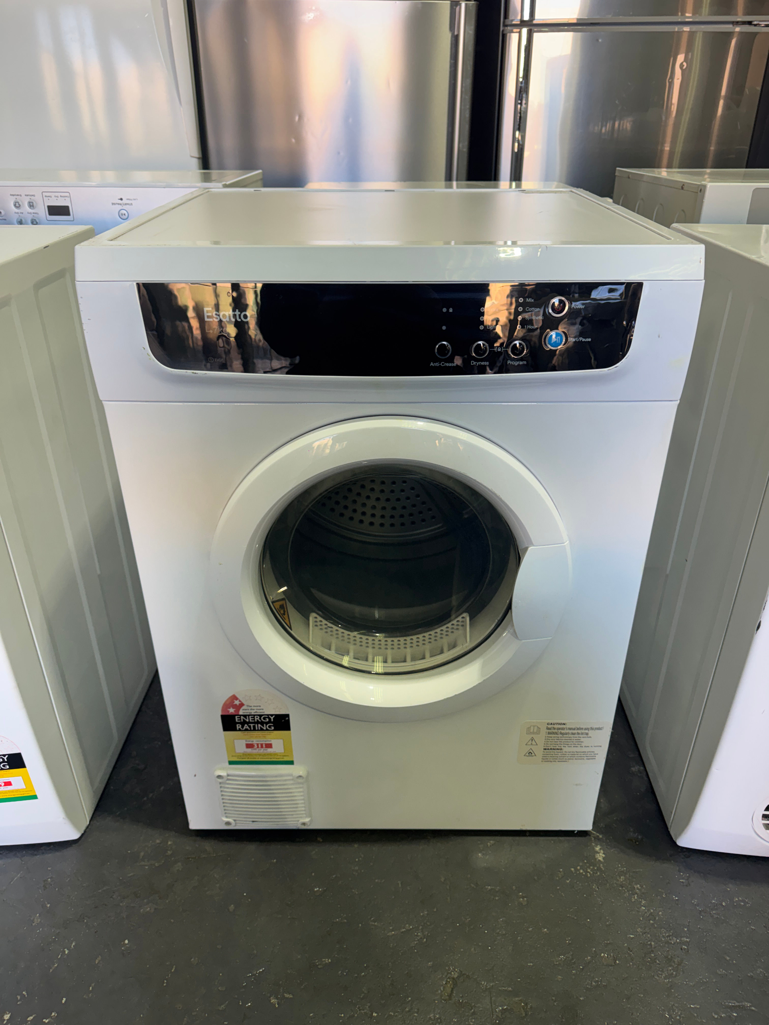 7kg Esatto Vented Dryer (DR748)