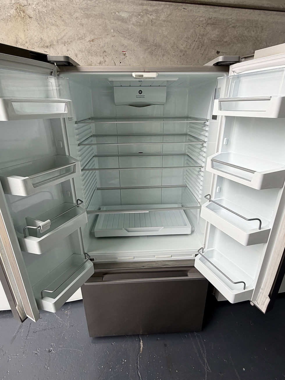 Thumbnail:  519L Fisher & Paykel French Door Stainless Steel Fridge (F884)