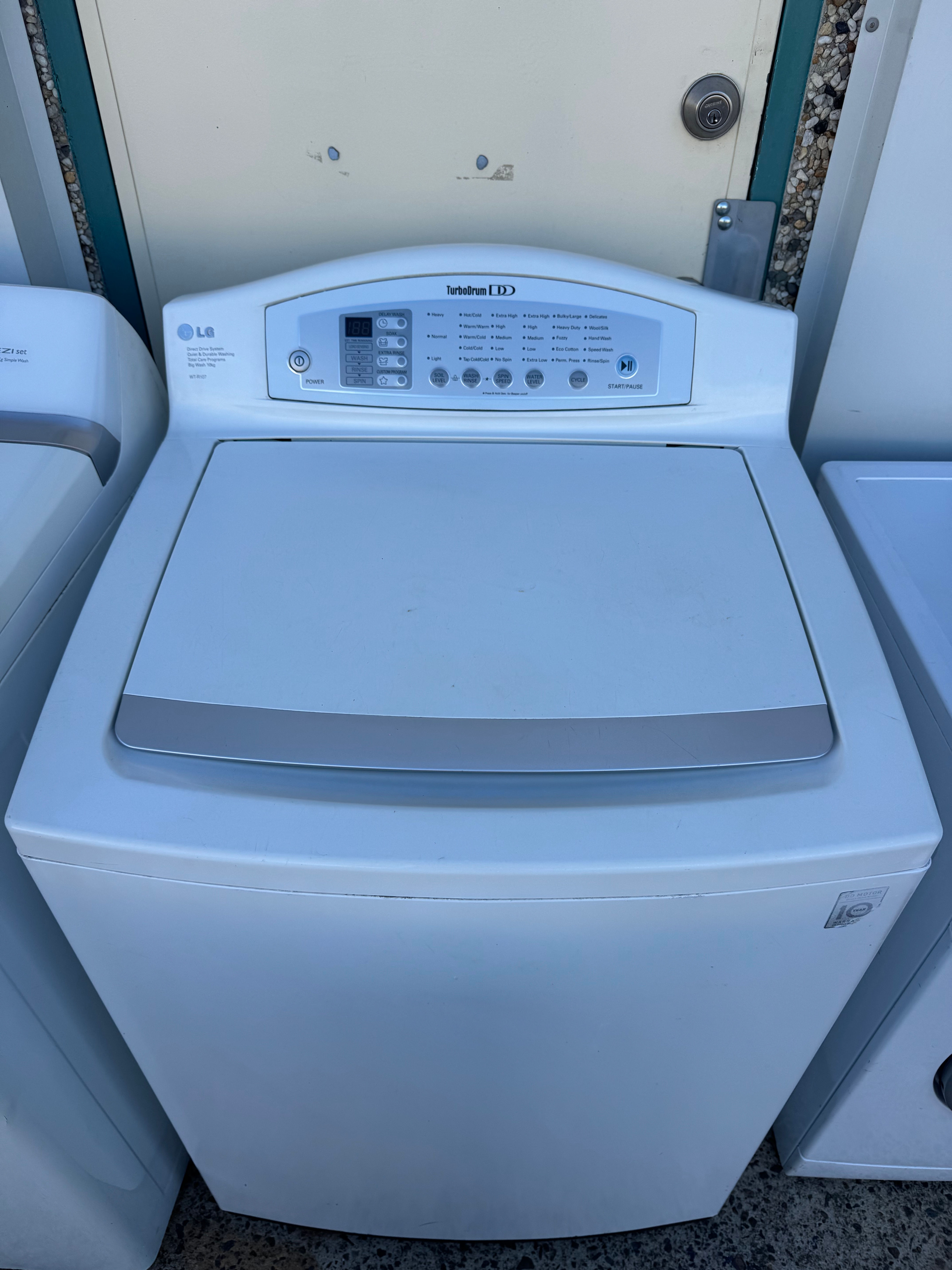  10kg LG top loader (TL1550)