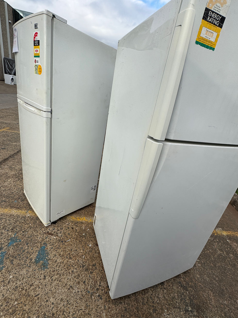 Thumbnail:  520L Westinghouse Top Mount Fridge (F1090)