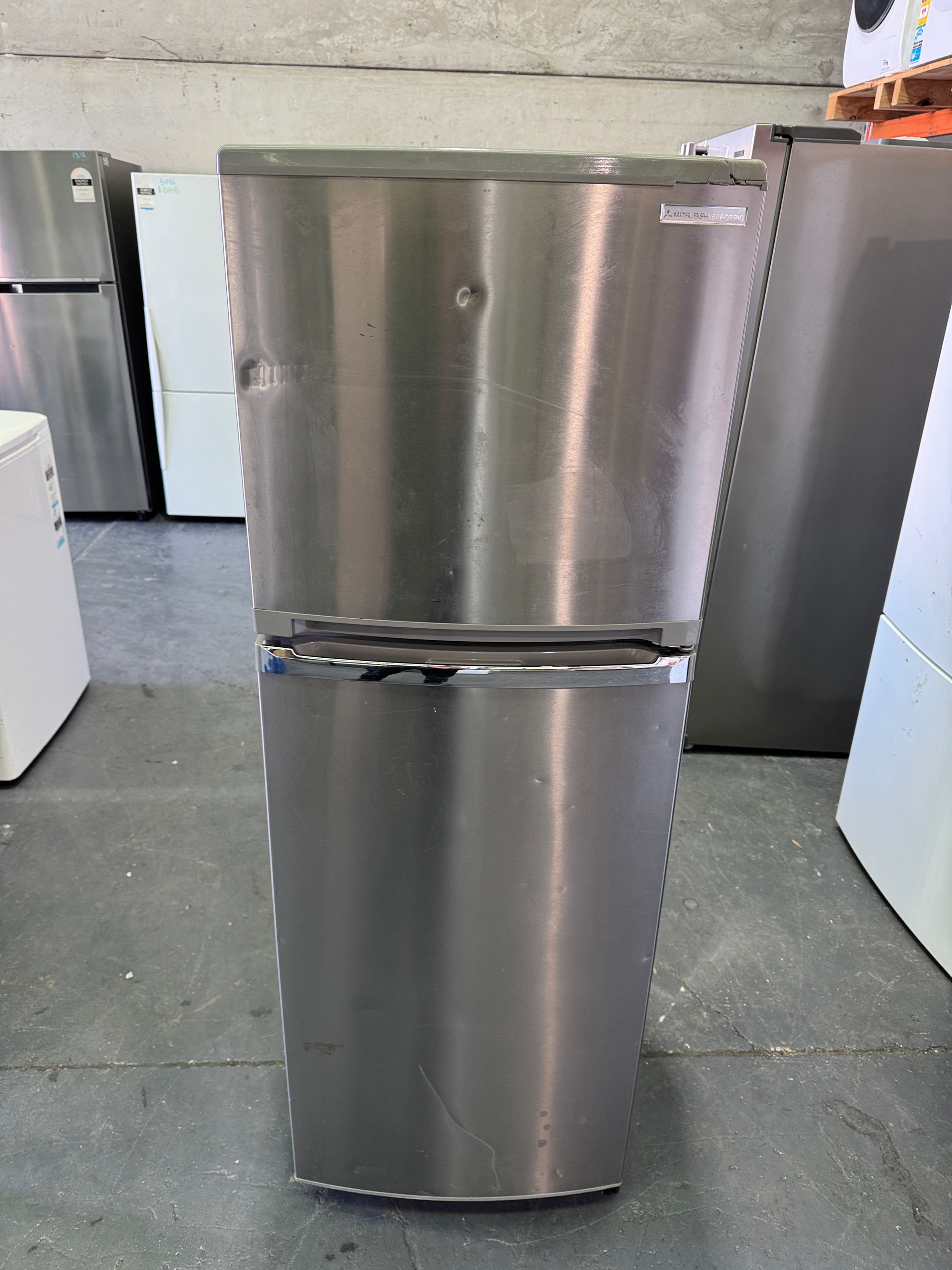 260L Mitsubishi Electric Top Mount Fridge (F1340)