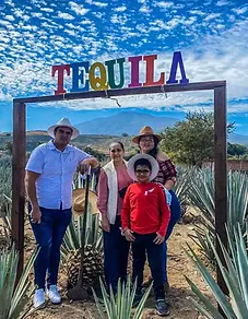 Mexico-Chill-jalisco-highlands-agave-farm