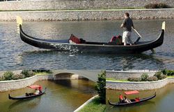venetian-gondola-pictures-1