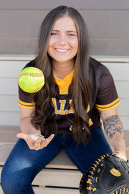 Taylor T Graduation 2022-85.jpg