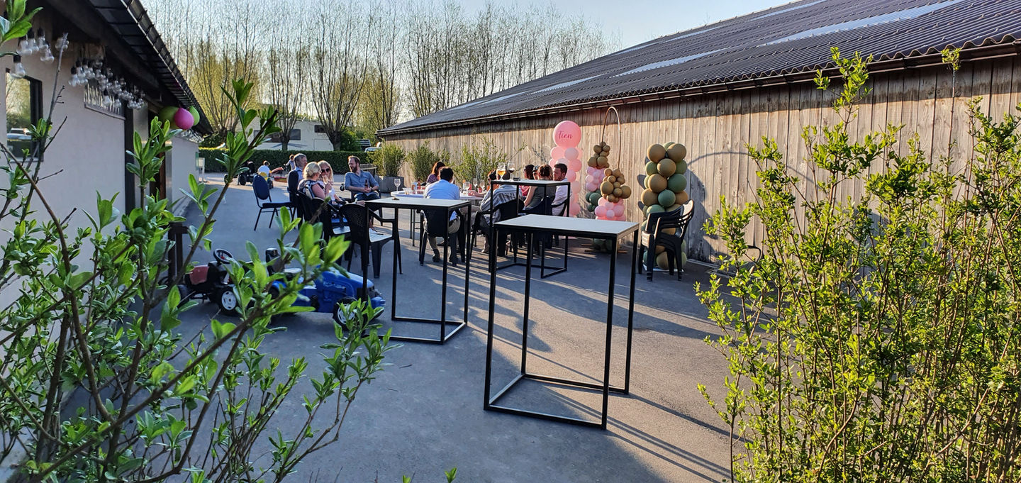 Hoeve-Maedelstede_Westhoek_Camping_zaalverhuur plan b 2.jpg