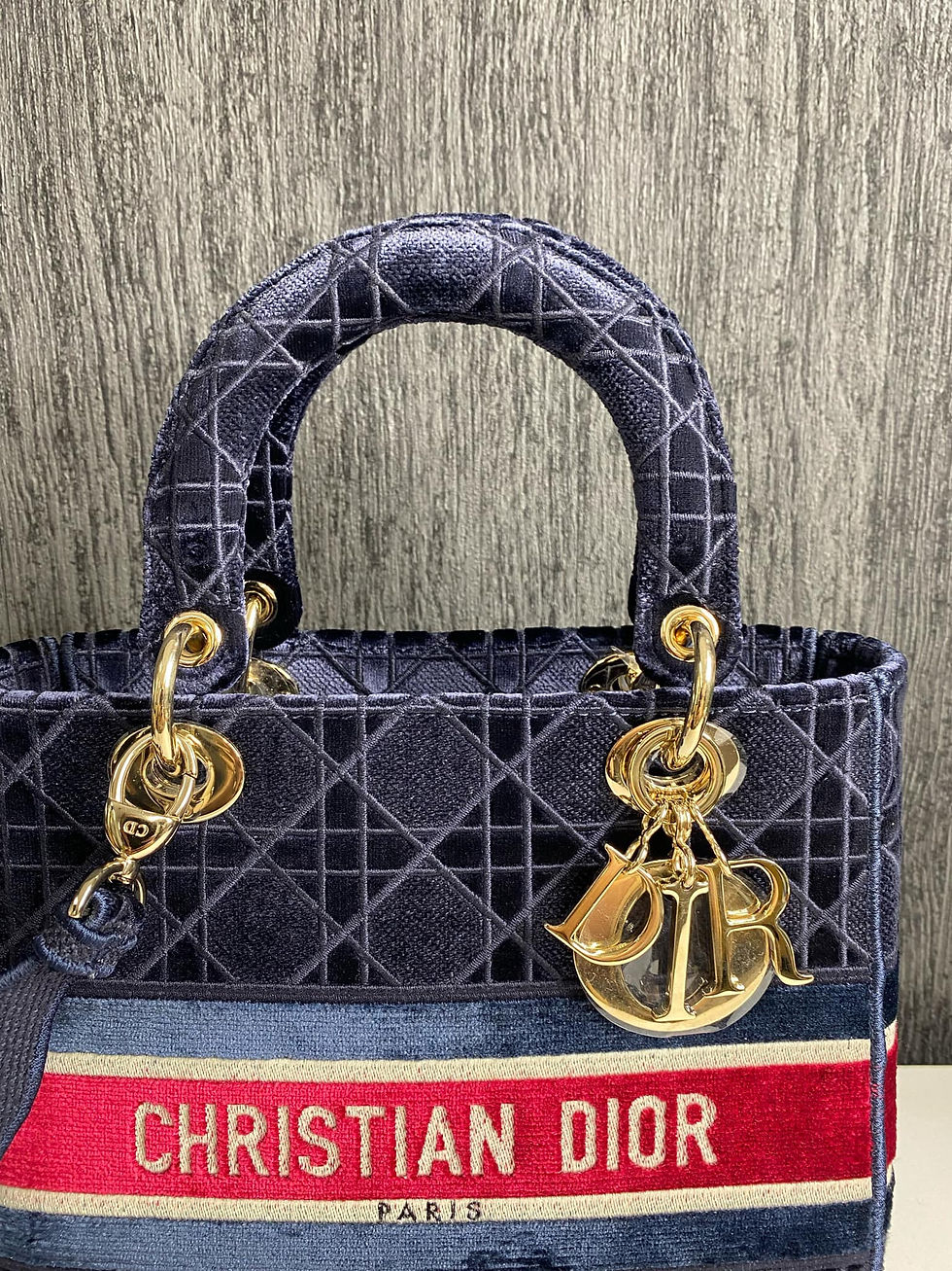 Thumbnail: Christian Dior Medium Lady D-Lite Blue Velvet 