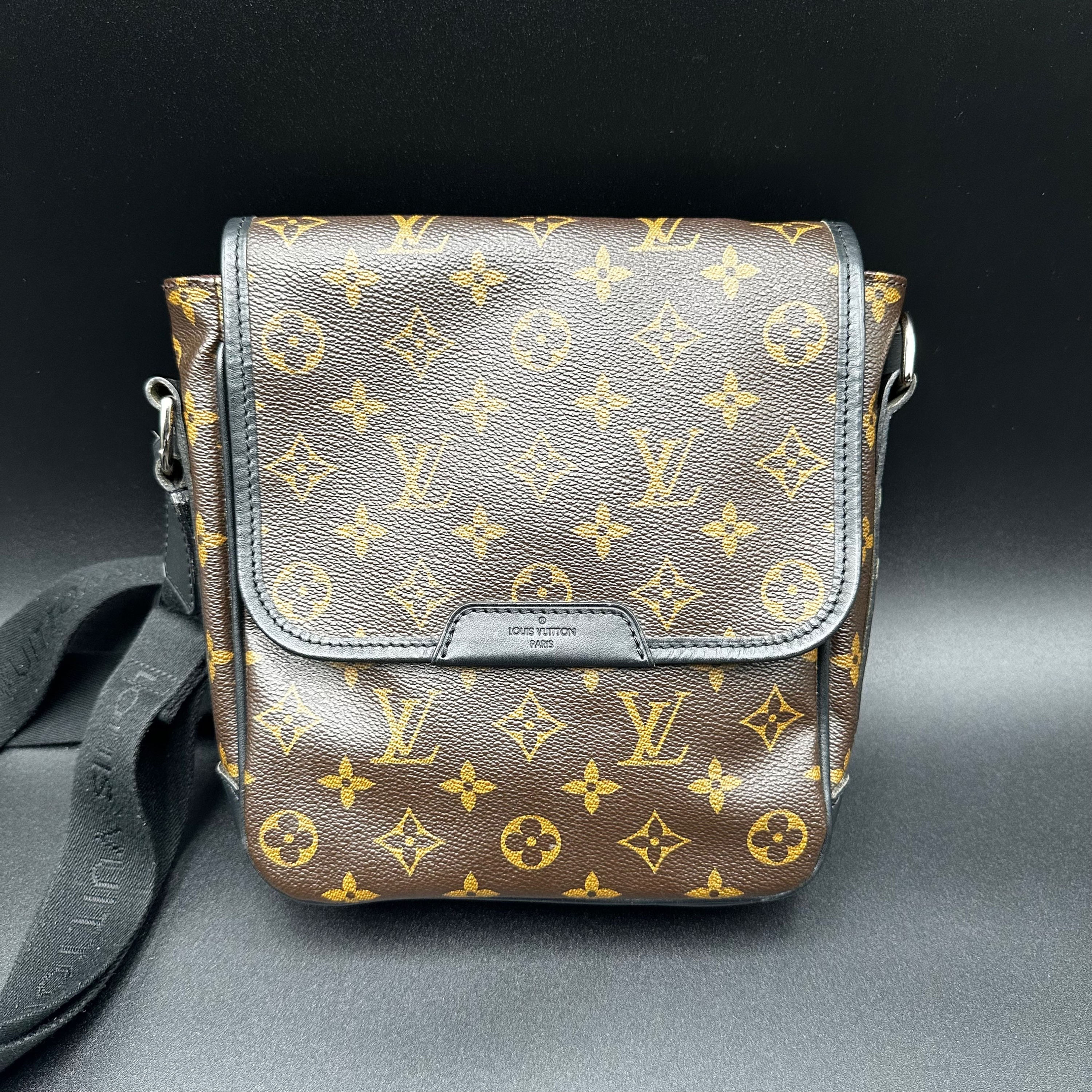 Louis Vuitton Monogram Macassar Bass MM