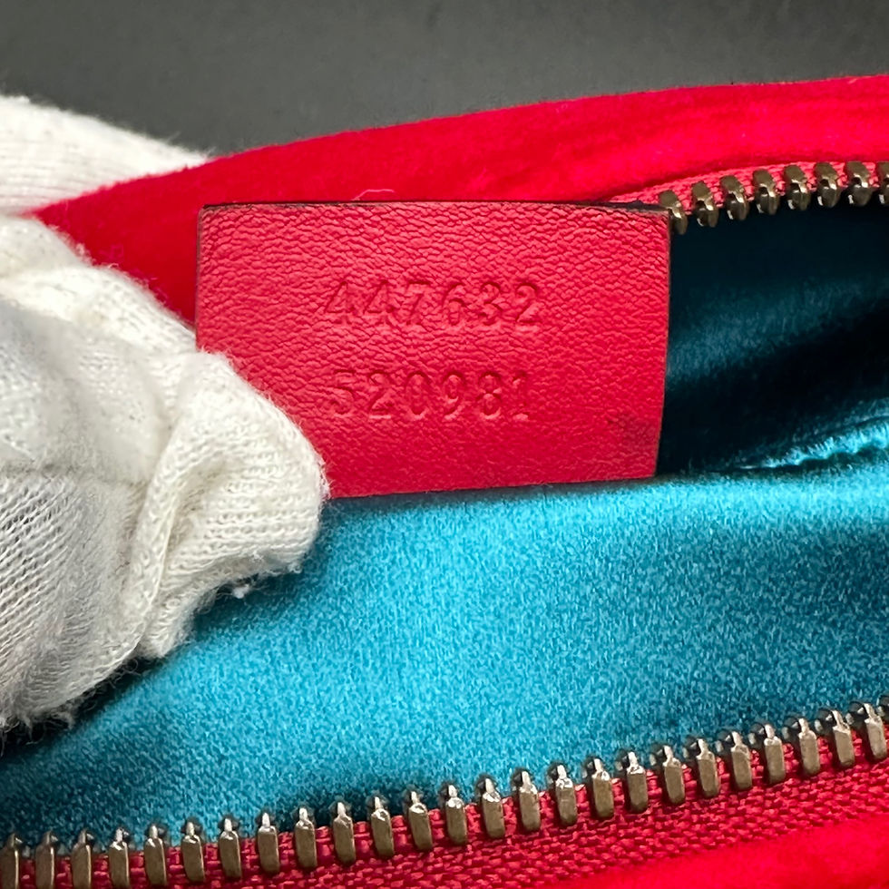 Thumbnail: Gucci Velvet Red Matelasse Small GG Marmont Chain Shoulder Bag