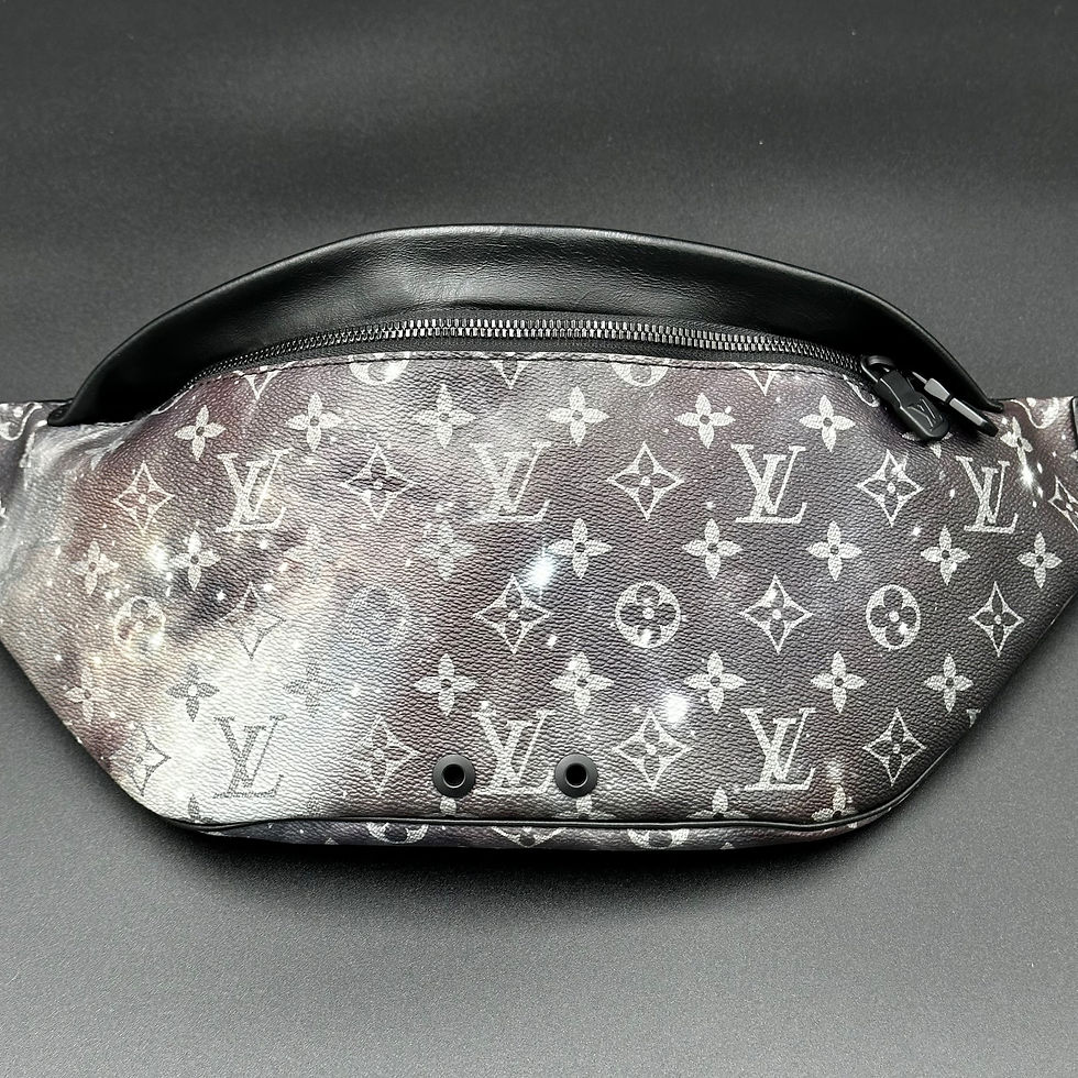 Thumbnail: Louis Vuitton Discovery Bumbag Limited Edition Monogram Galaxy Canvas