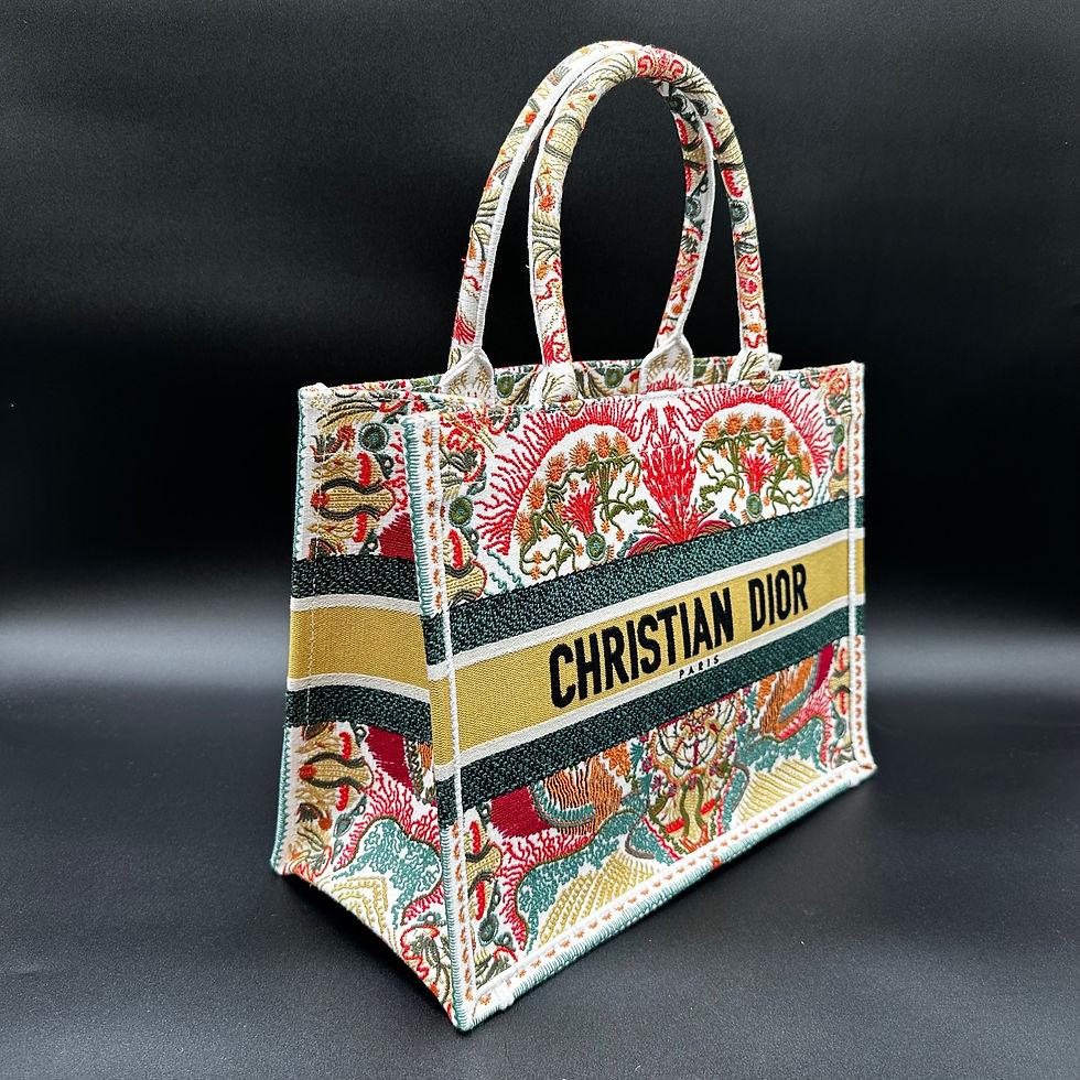 Thumbnail: Christian Dior Canvas Embroidered Heart Lights Medium Book Tote Multicolor