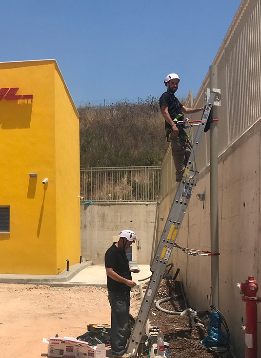 אולנט בפרוייקט DHL