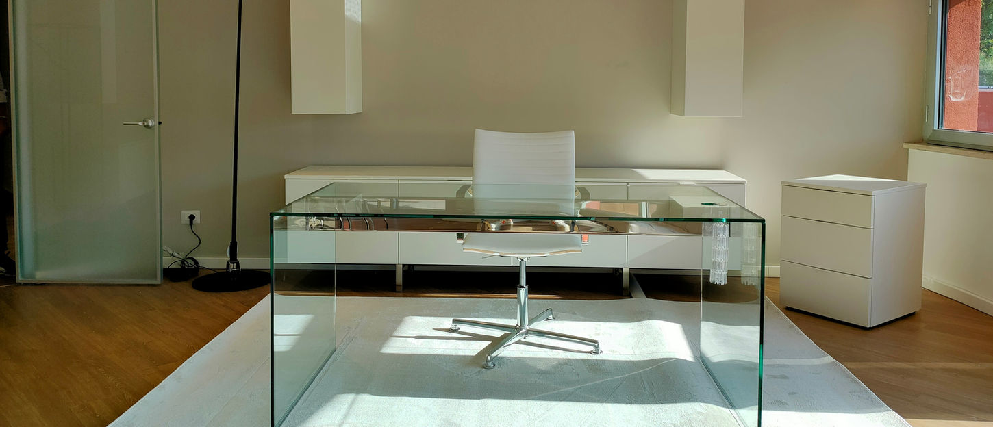 Master Office, progetto DUAS ARCHITETTI, render ambiente interno con parete in vetro