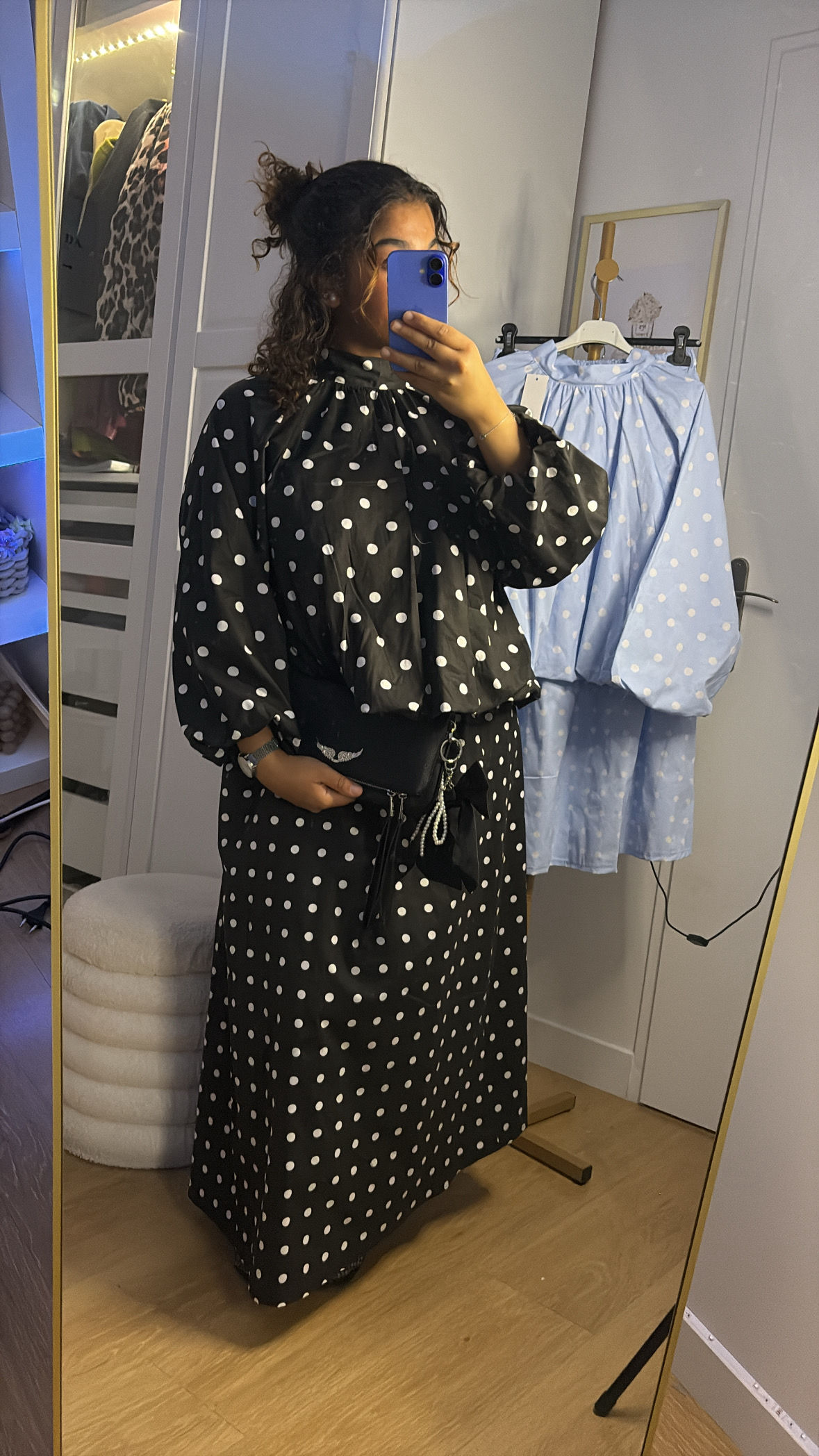 Ensemble à point noir